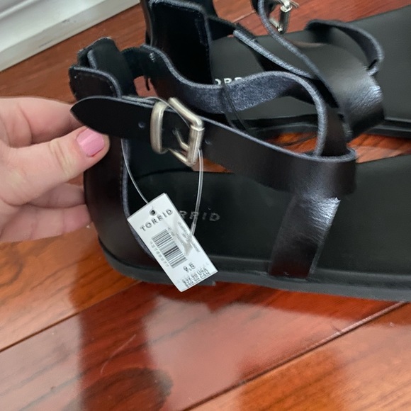 Brand new torrid sandals - Picture 3 of 4